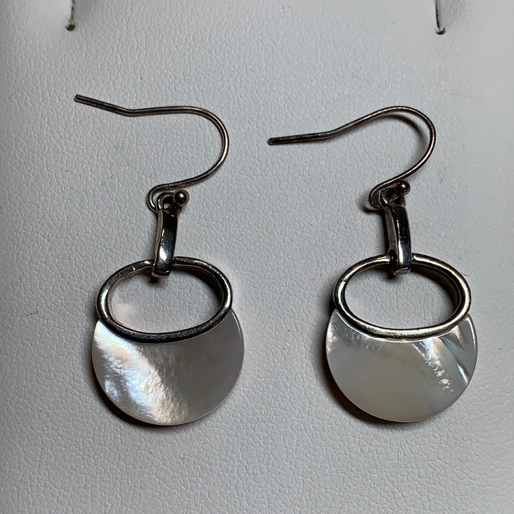 Stunning Mother of pearl earrings